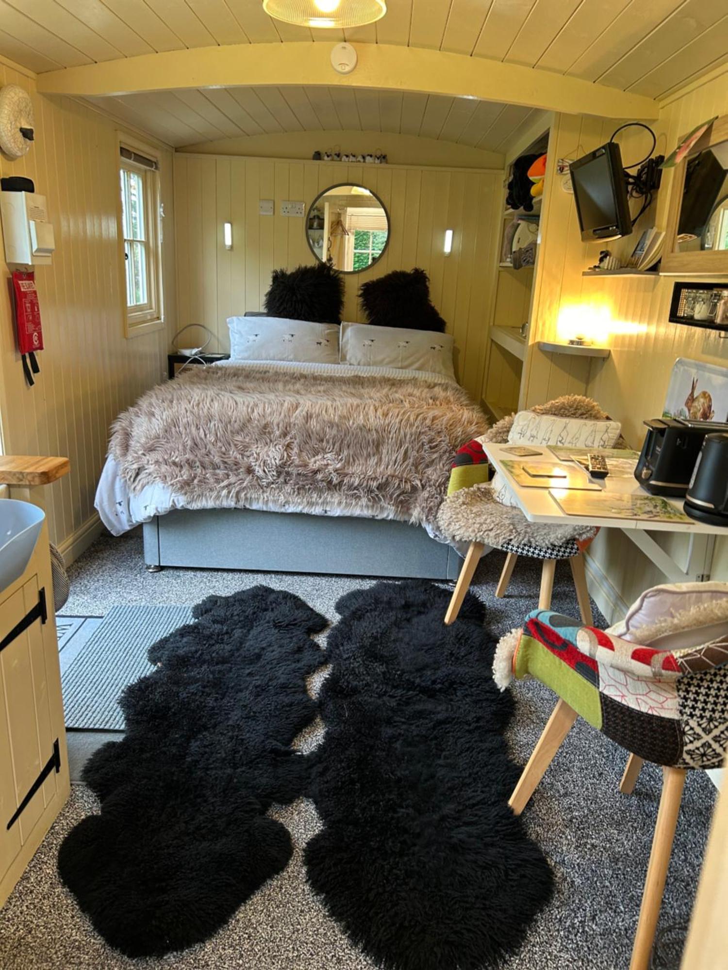 Monkspool B&B Church End 외부 사진